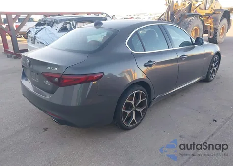 2021 Aston Romero Guilia z USA, uszkodzony, nr VIN ZARFANBN8M7645415